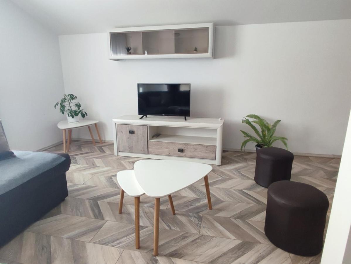 Apartman Flora Vrdnik Εξωτερικό φωτογραφία